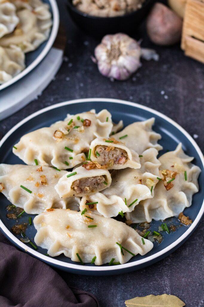 Pierogi z tartych ziemniaków tzw. babką ziemniaczaną przepis