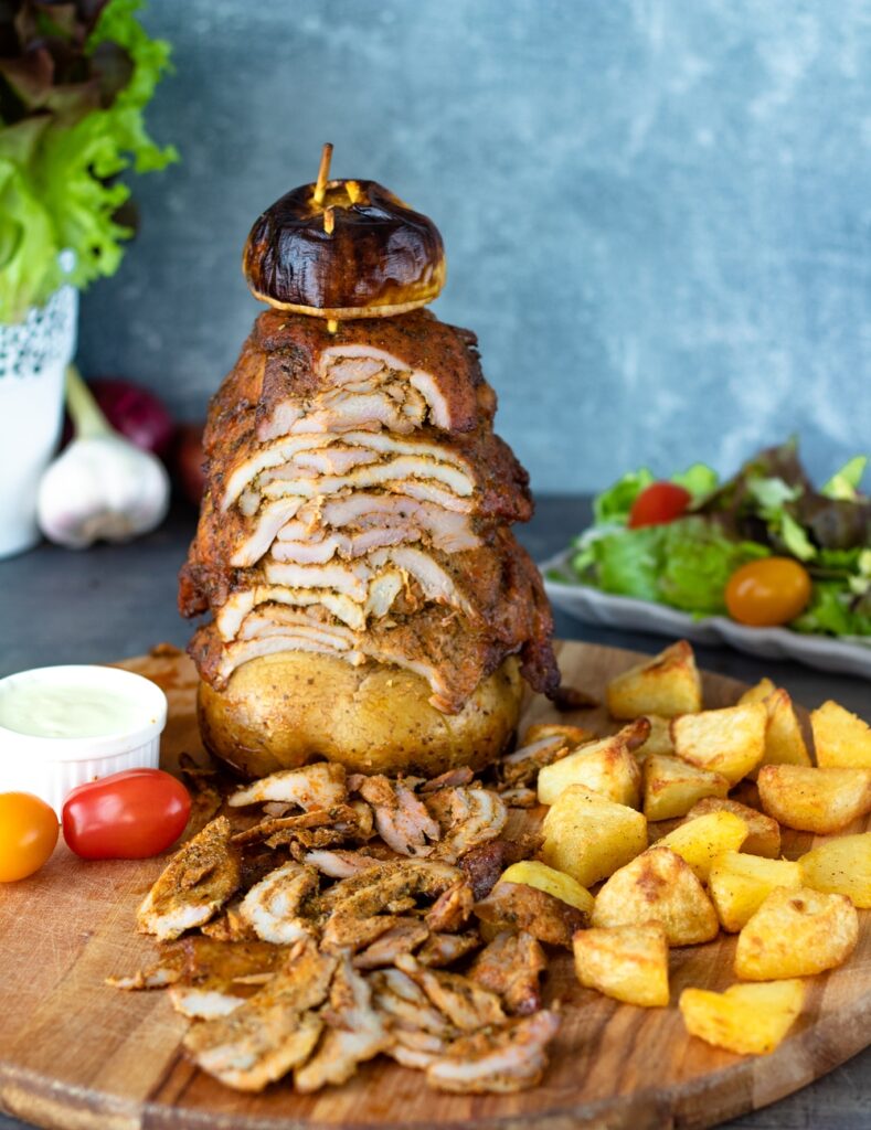 Domowy kebab z indyka pieczony w piekarniku